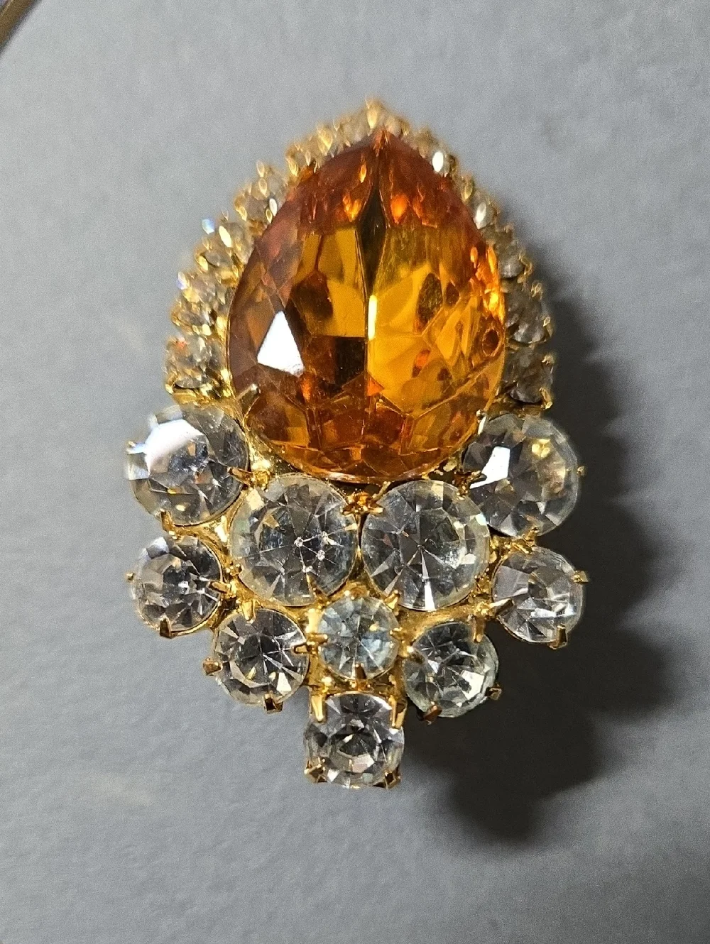 Gold-Tone Amber Teardrop & Clear Crystal Cluster Brooch Necklace Pendent